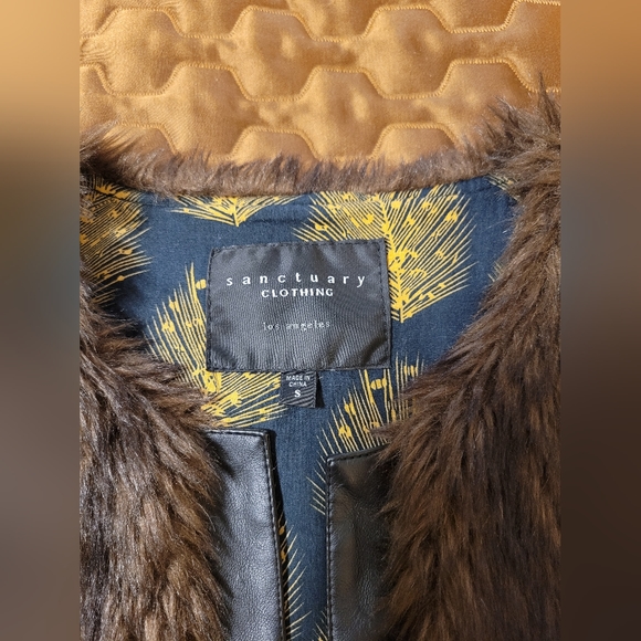 Sanctuary Brown Lightweight Faux Fur Vest, Size: S - Picture 6 of 7